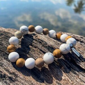 6mm Brown Kasper / 8mm Howlite